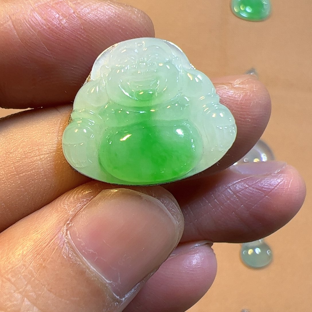 定制翡翠未镶嵌翡翠