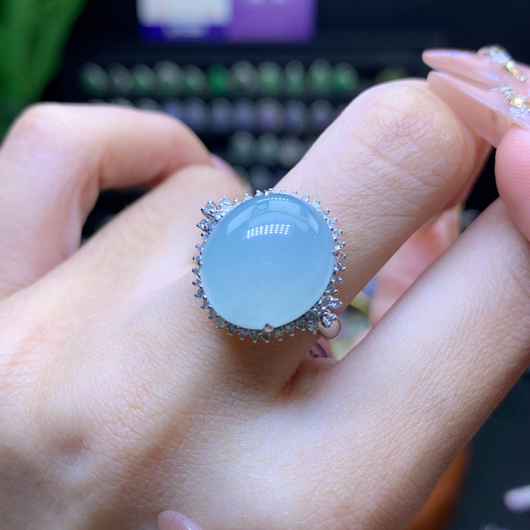 翡翠颈饰18K金镶嵌天然