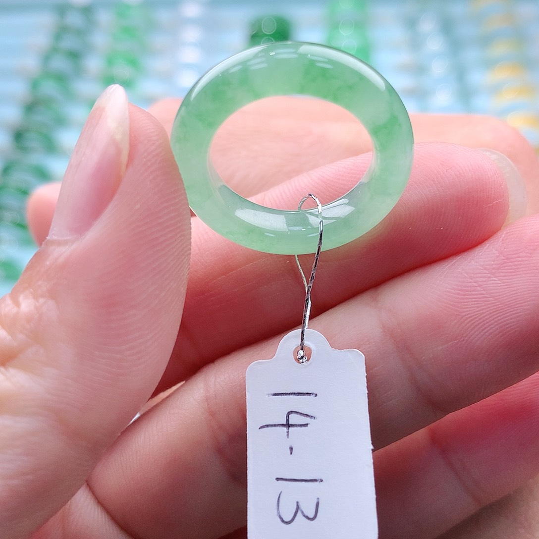 翡翠戒指未镶嵌A货缅甸翡翠