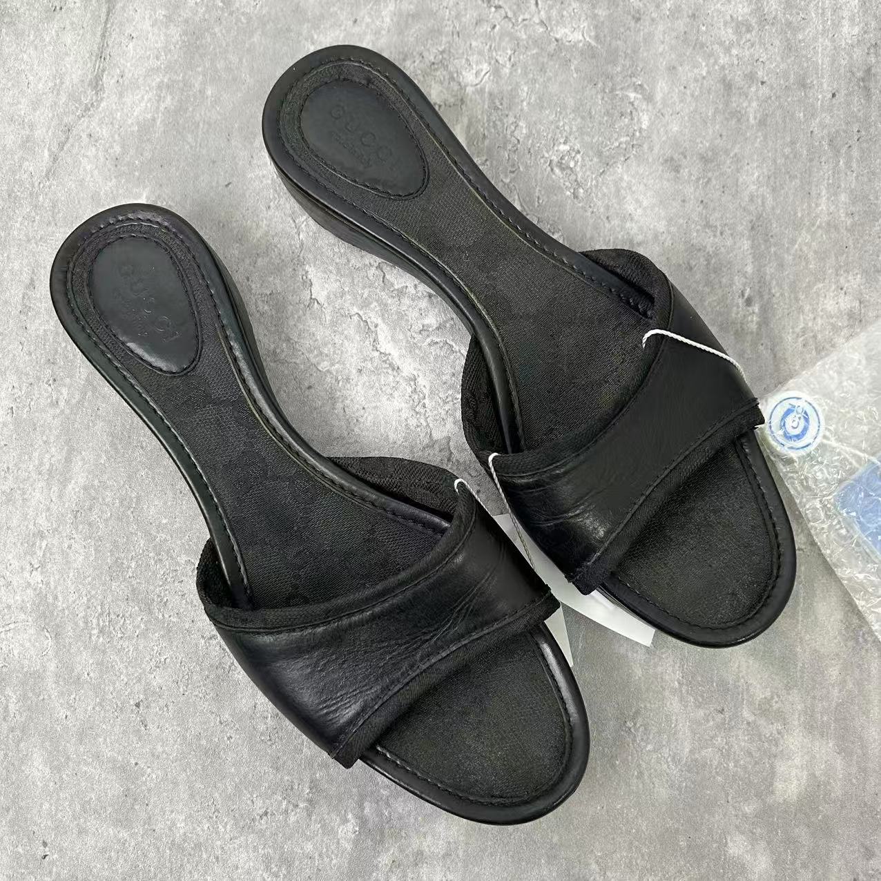 95新 GUCCI/古驰 36码/仔仔女鞋/黑色双G一字带时尚经典拖鞋 1620