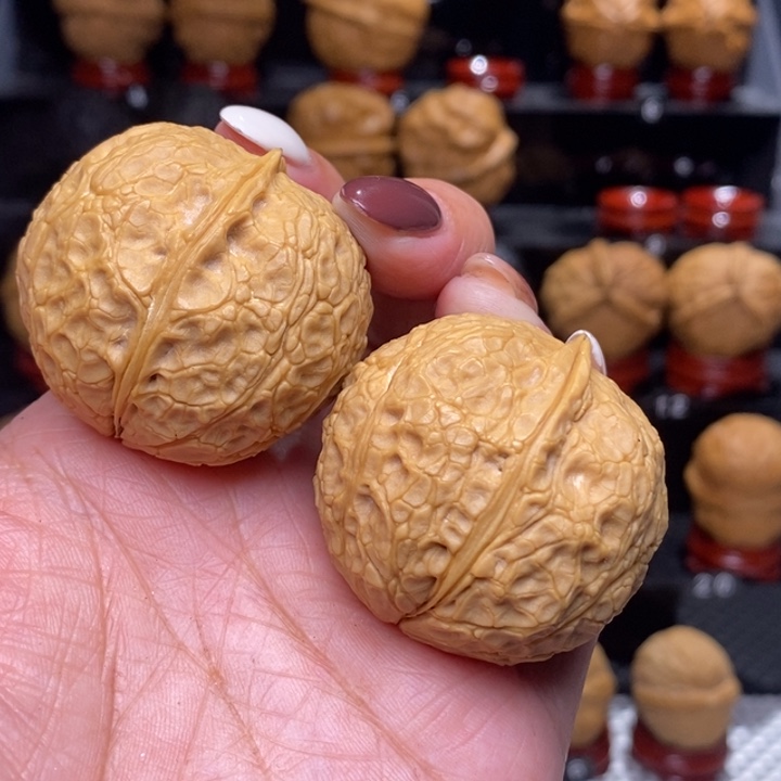 文玩核桃把件铁锤39尺…………17