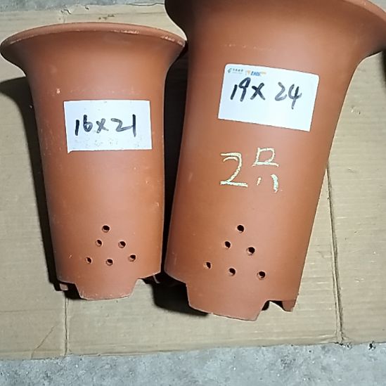 紫砂红泥兰花盆两个
