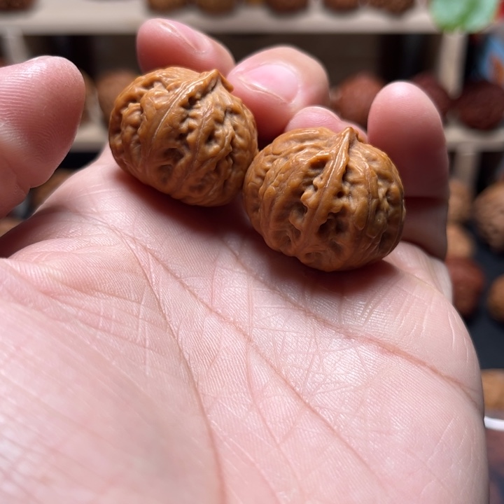 b***s文玩核桃吊坠12222