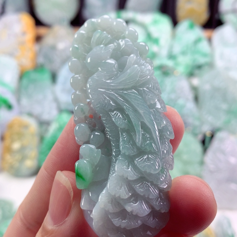 【闪购商品】翡翠吊坠(不含链)未镶嵌