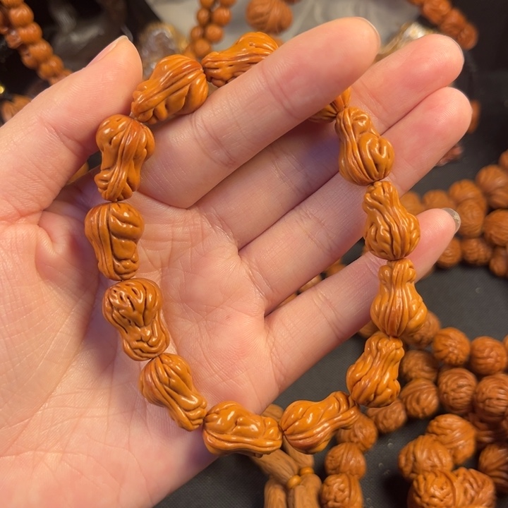 桃核吊坠6号链接花生