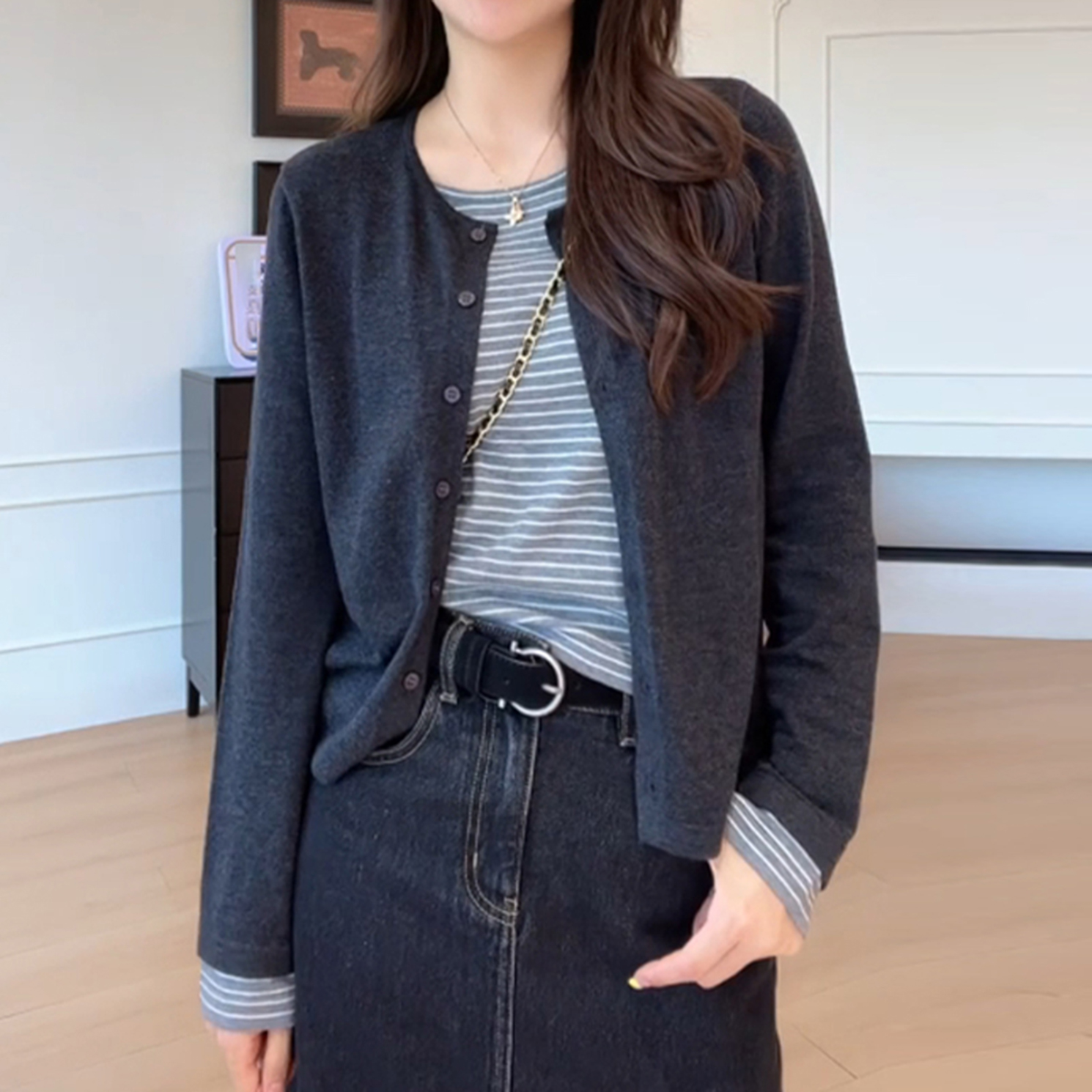 【9048】早秋穿搭假两件套条纹针织衫2025新款显瘦百搭开衫上衣女