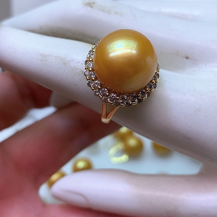 银S925镶嵌耳饰淡水珍珠