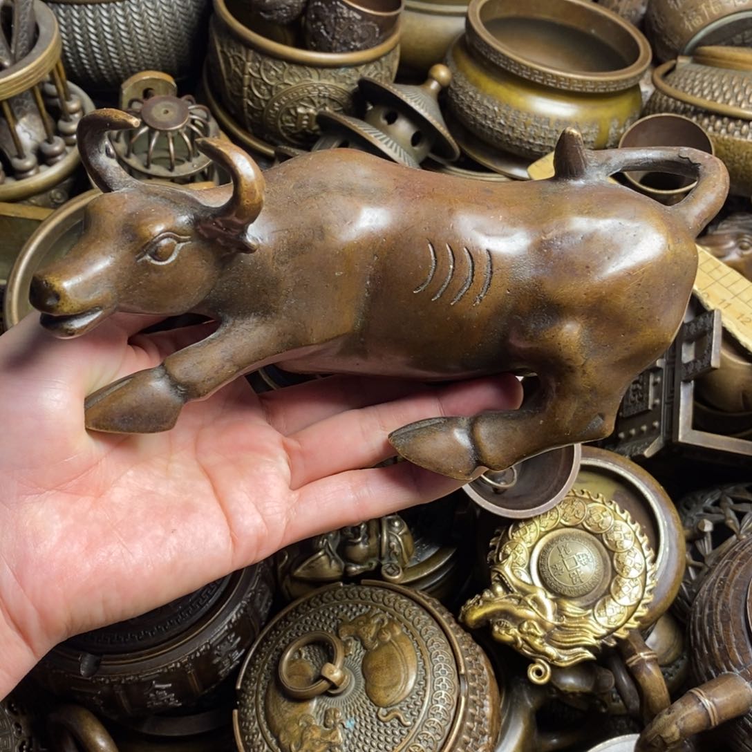 精美铜器做工精良