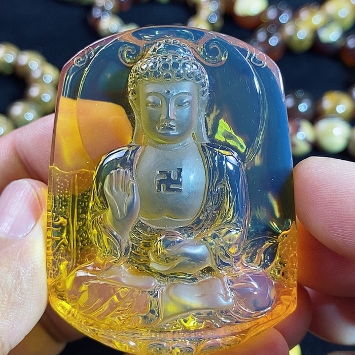 琥珀颈饰未镶嵌一