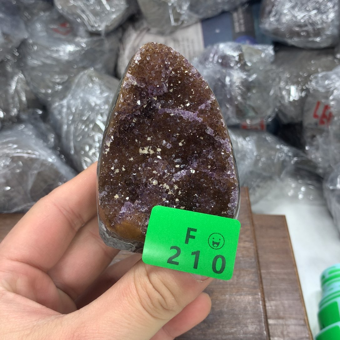 紫晶大型摆件（非配饰）未镶嵌