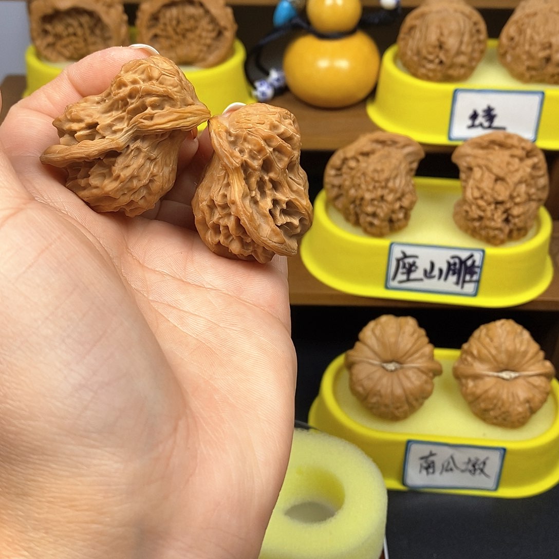 核桃小鸟 文玩/木作/... 文玩把件