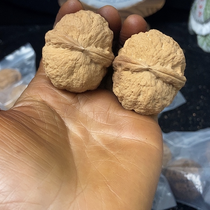 把件文玩核桃云南铁核桃基地86