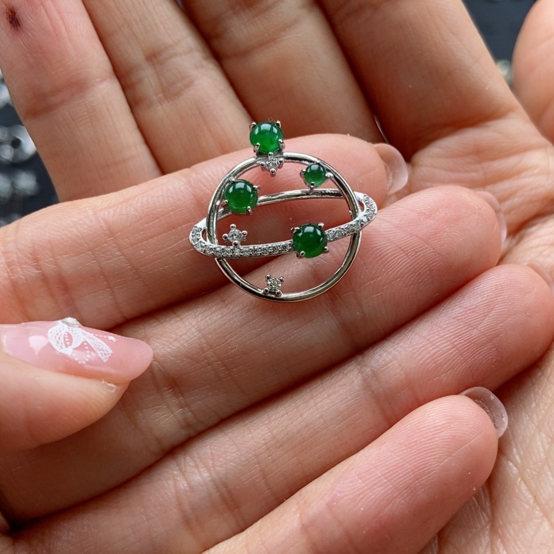 翡翠耳饰银S925镶嵌翡翠首饰