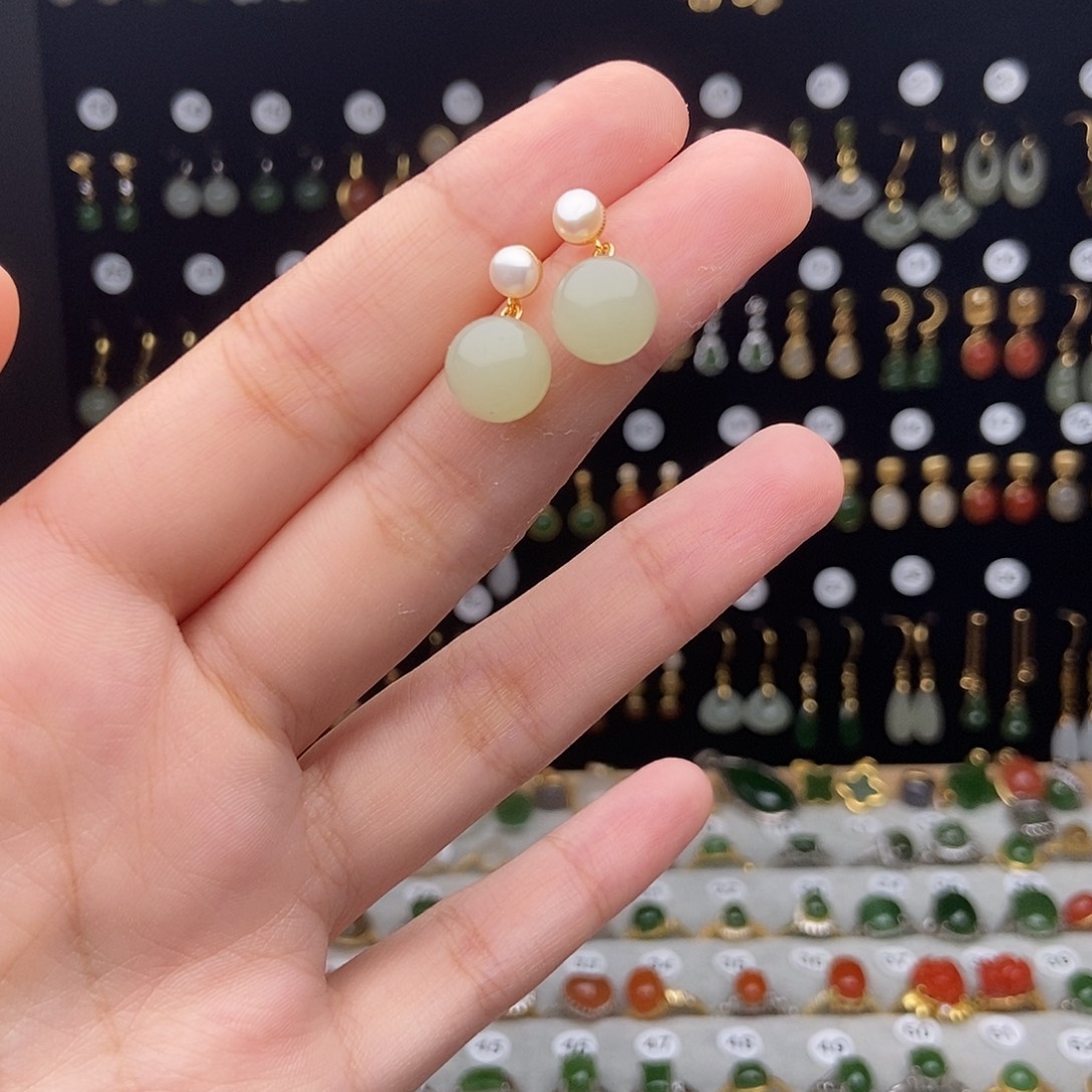 银S925镀金镶嵌和田玉耳饰