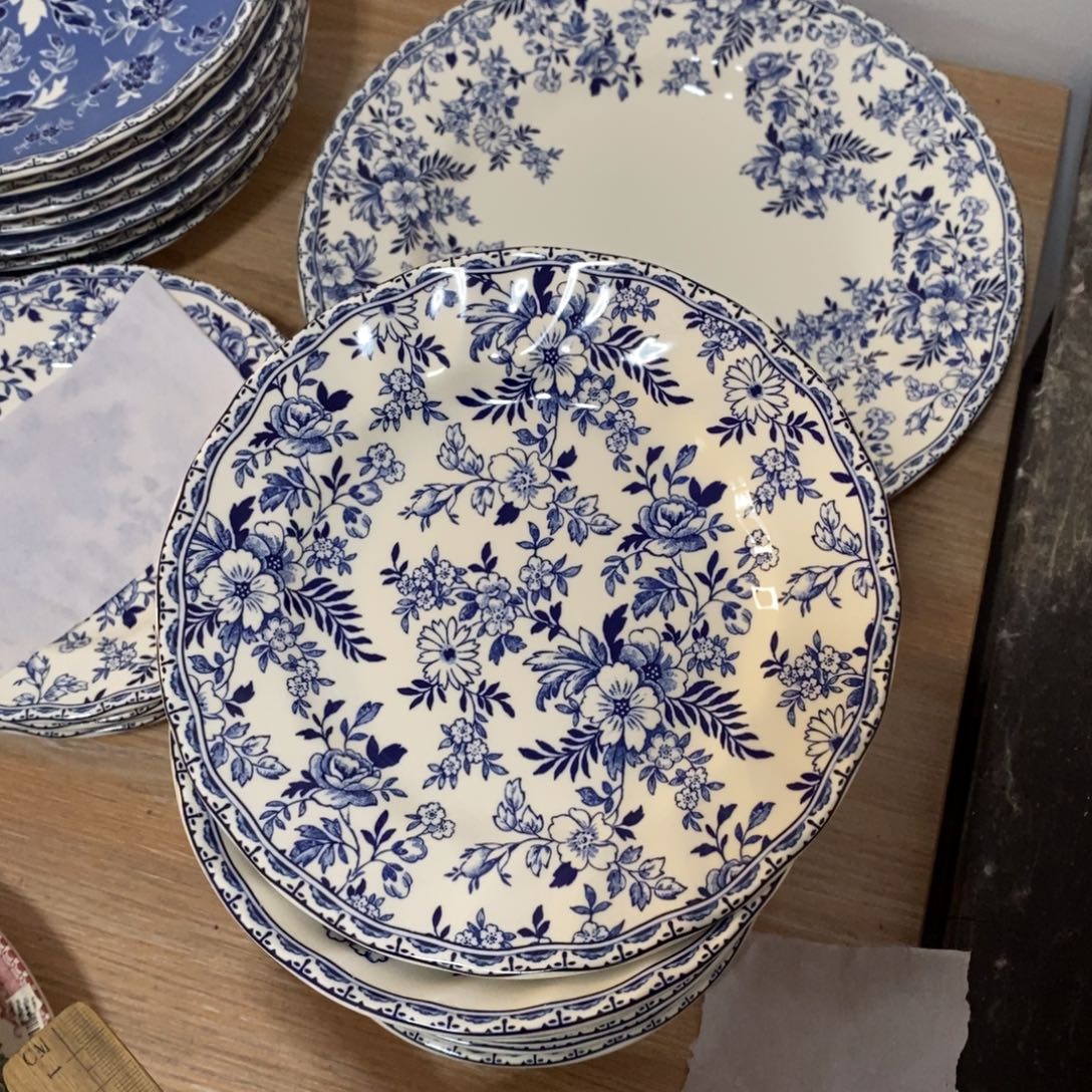 瓷微瑕青花六寸平盘