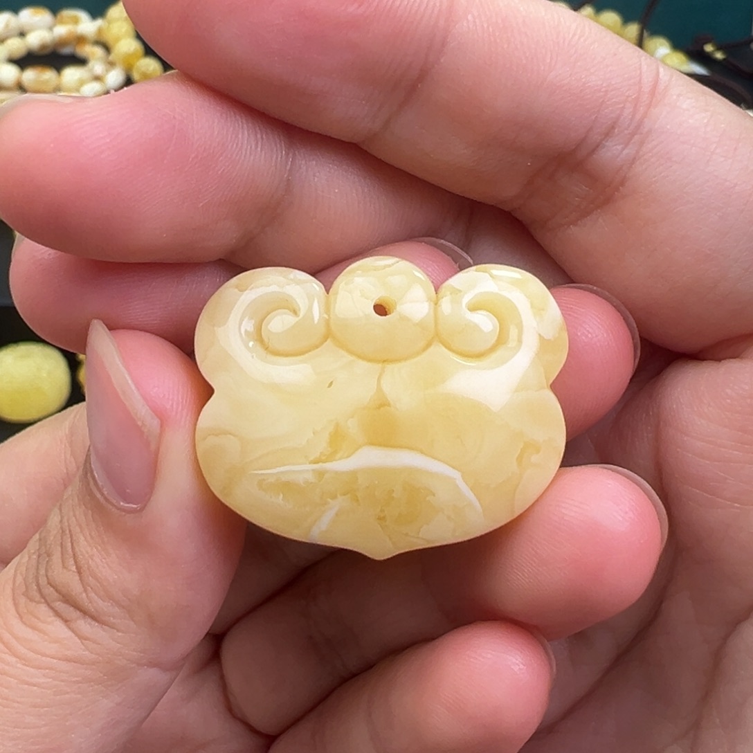 琥珀手链未镶嵌锁
