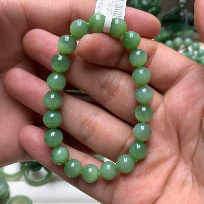 【闪购商品】未镶嵌手链和田玉（碧玉）