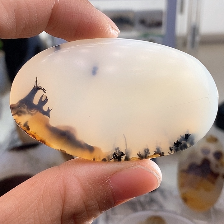 玛瑙/玉髓颈饰未镶嵌