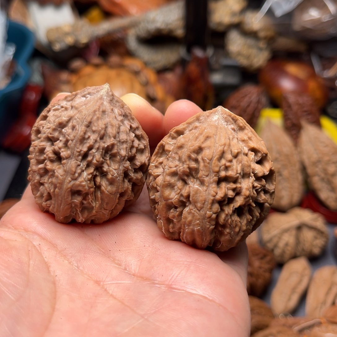 吊坠文玩核桃瑕疵色差47