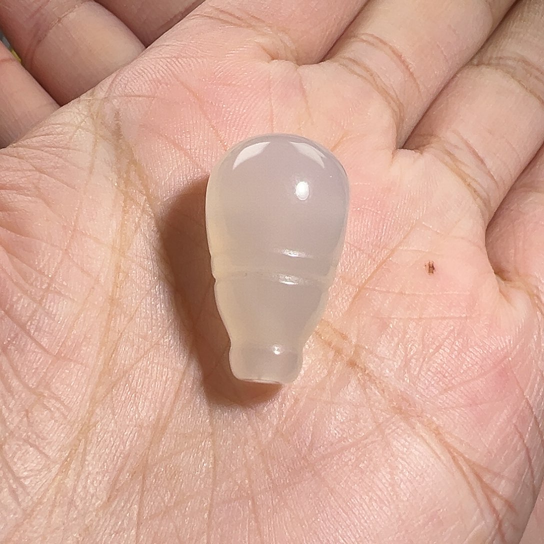 玛瑙/玉髓珠宝奇石未镶嵌川料荔枝冻三通14.5m m