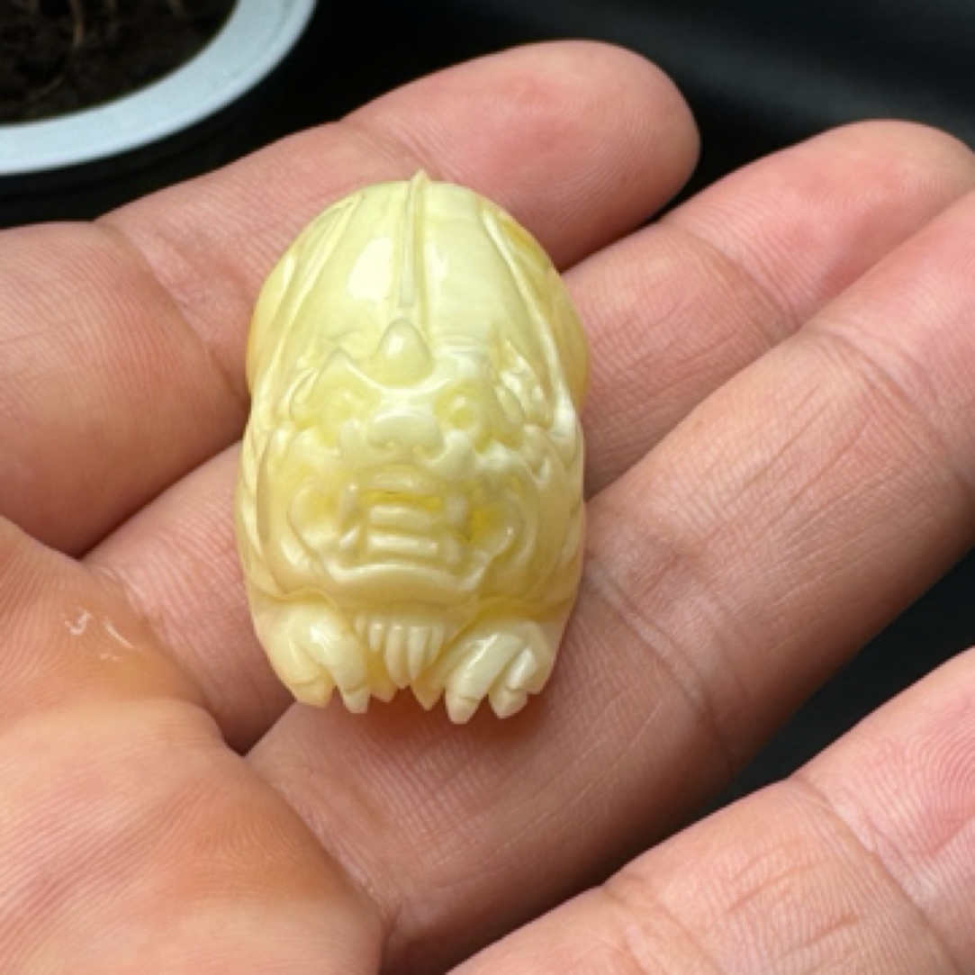 天然蜜蜡吊坠饰品貔貅