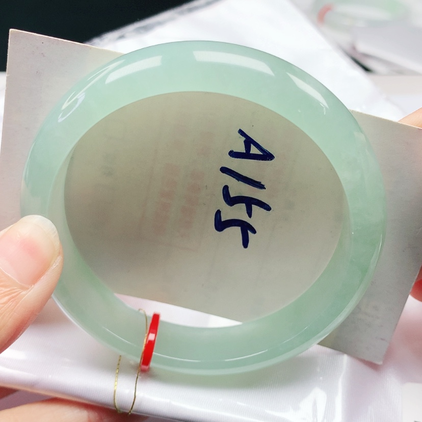 【闪购商品】翡翠手镯未镶嵌57.6圈