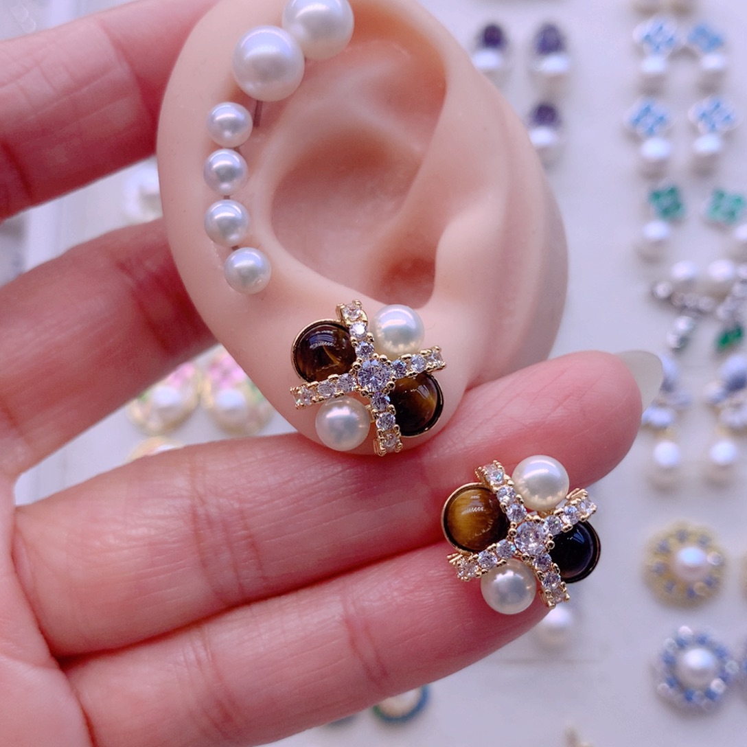 淡水珍珠耳饰合金