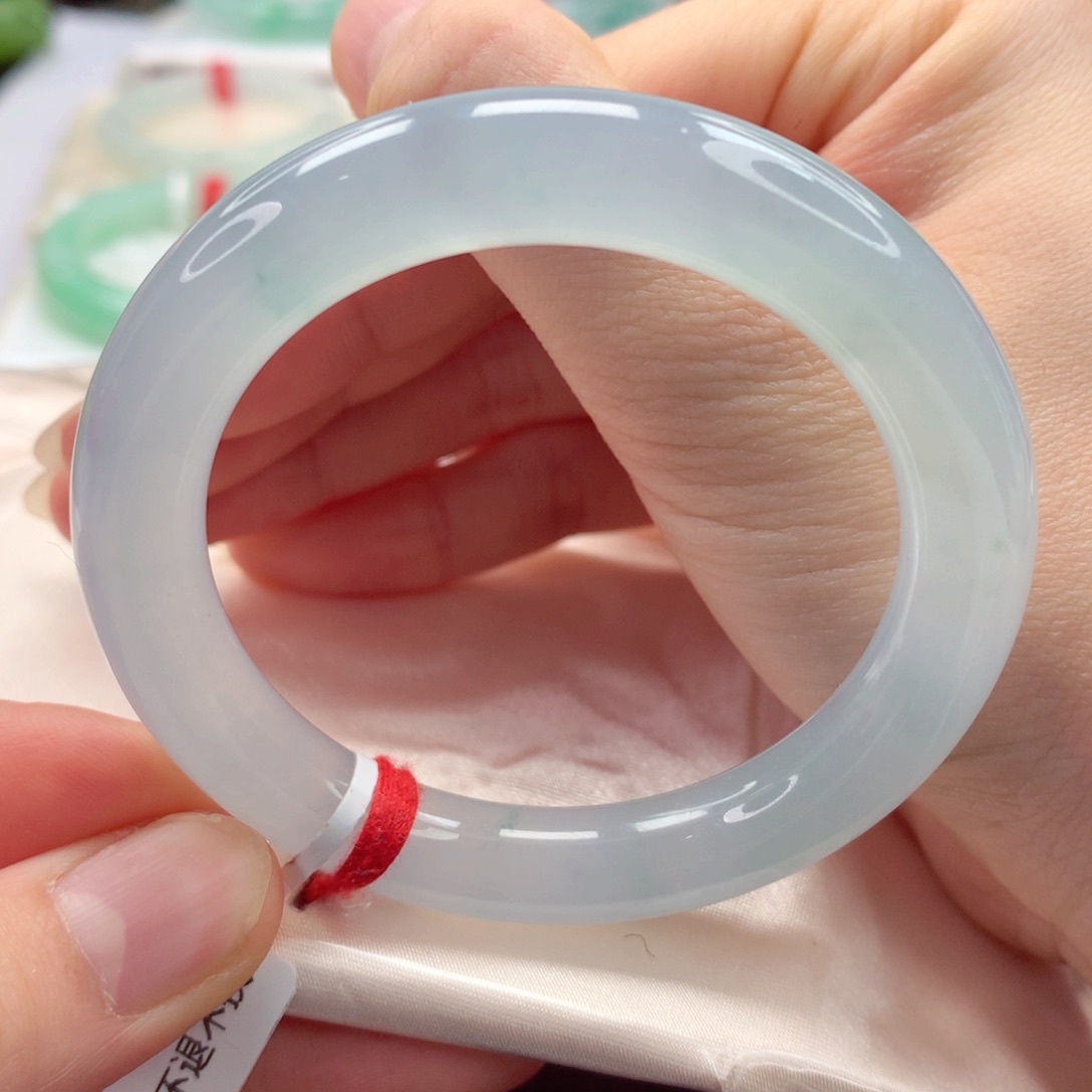 翡翠手镯（圆镯）未镶嵌 51.4 天空蓝 冰透 冰胶 小