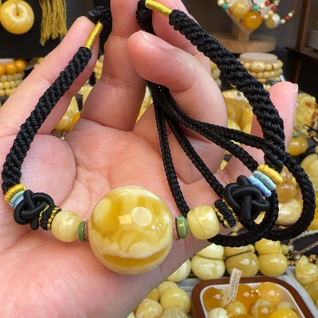 琥珀未镶嵌套链天然俄料溶洞妖花蜜蜡圆珠锁骨