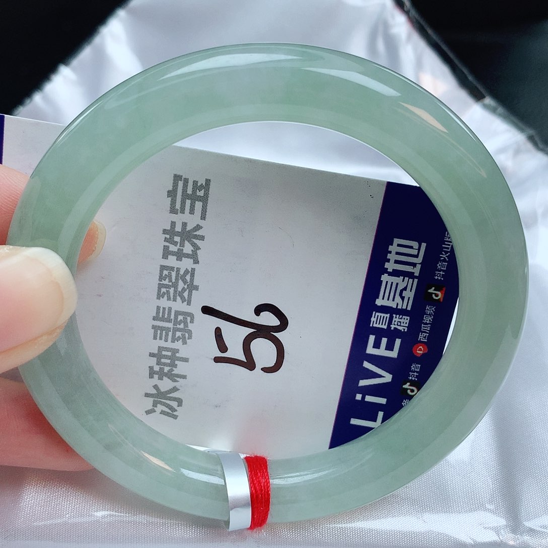 翡翠手镯未镶嵌缅甸天然A货翡翠手镯