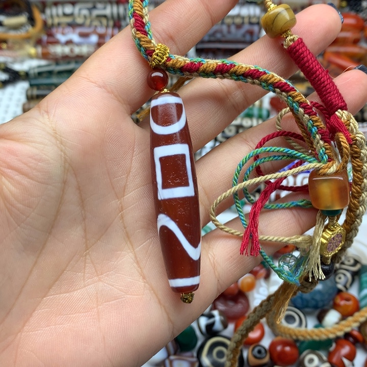 玛瑙/玉髓未镶嵌吊坠(赠链)