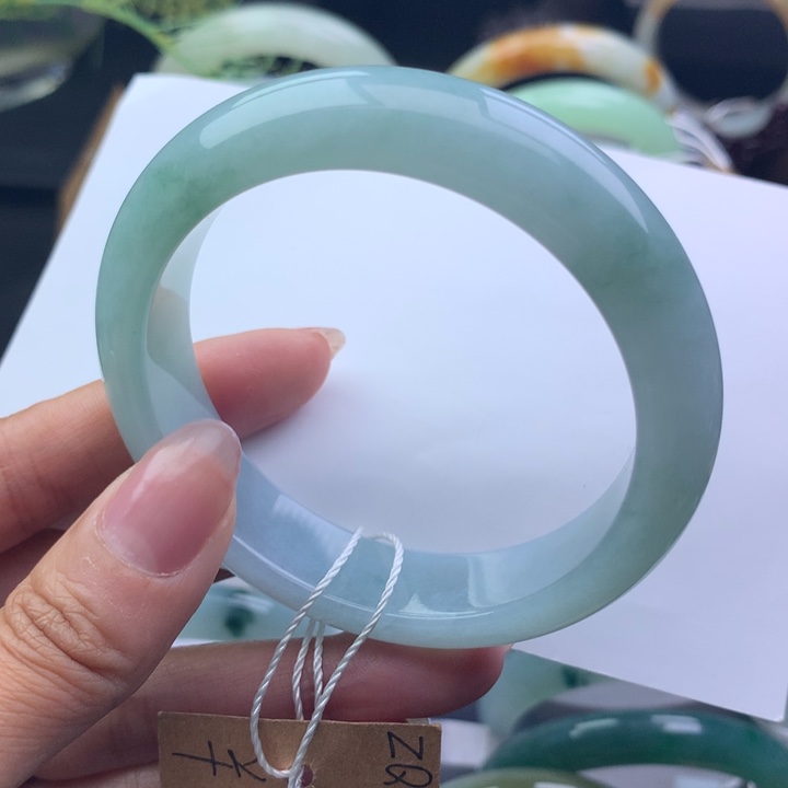 翡翠未镶嵌手镯天然翡翠手镯