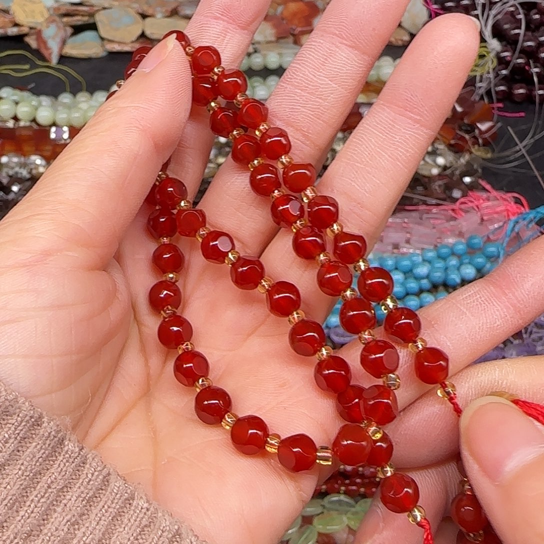 玛瑙/玉髓合金珠宝半成品红玛瑙魔方6mm一条