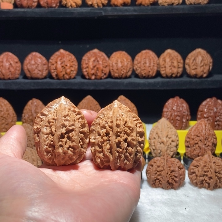 把件文玩核桃6号车