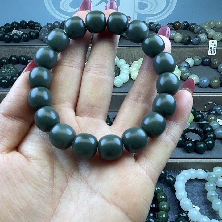 和田玉未镶嵌手链