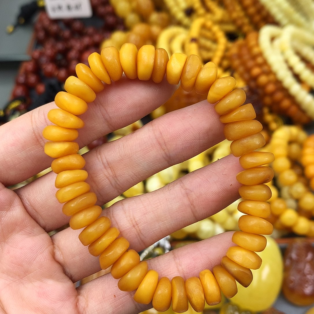 未镶嵌琥珀珠宝奇石