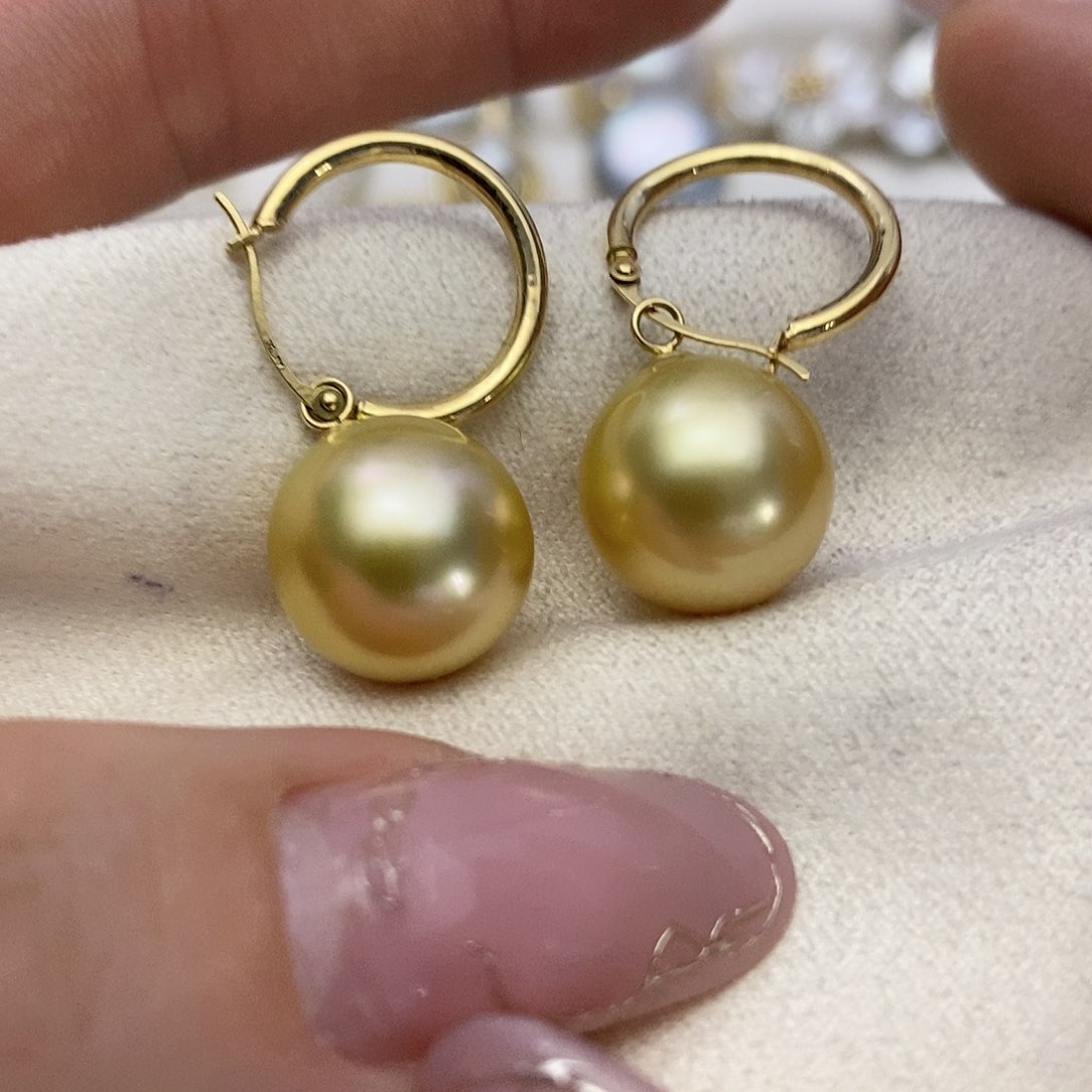 【闪购商品】海水珍珠耳饰18K金镶嵌