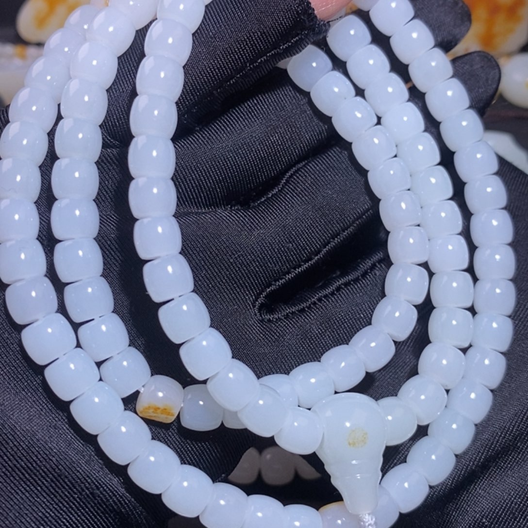 天***子和田玉未镶嵌手链