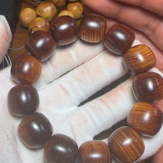 柏木（崖柏）全陈化老料把件串