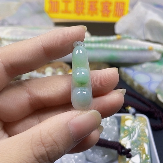 未镶嵌挂件翡翠翡翠