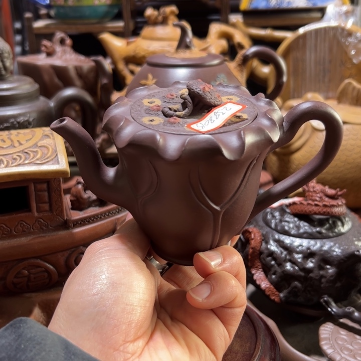 紫砂茶壶紫砂壶收藏起来吧