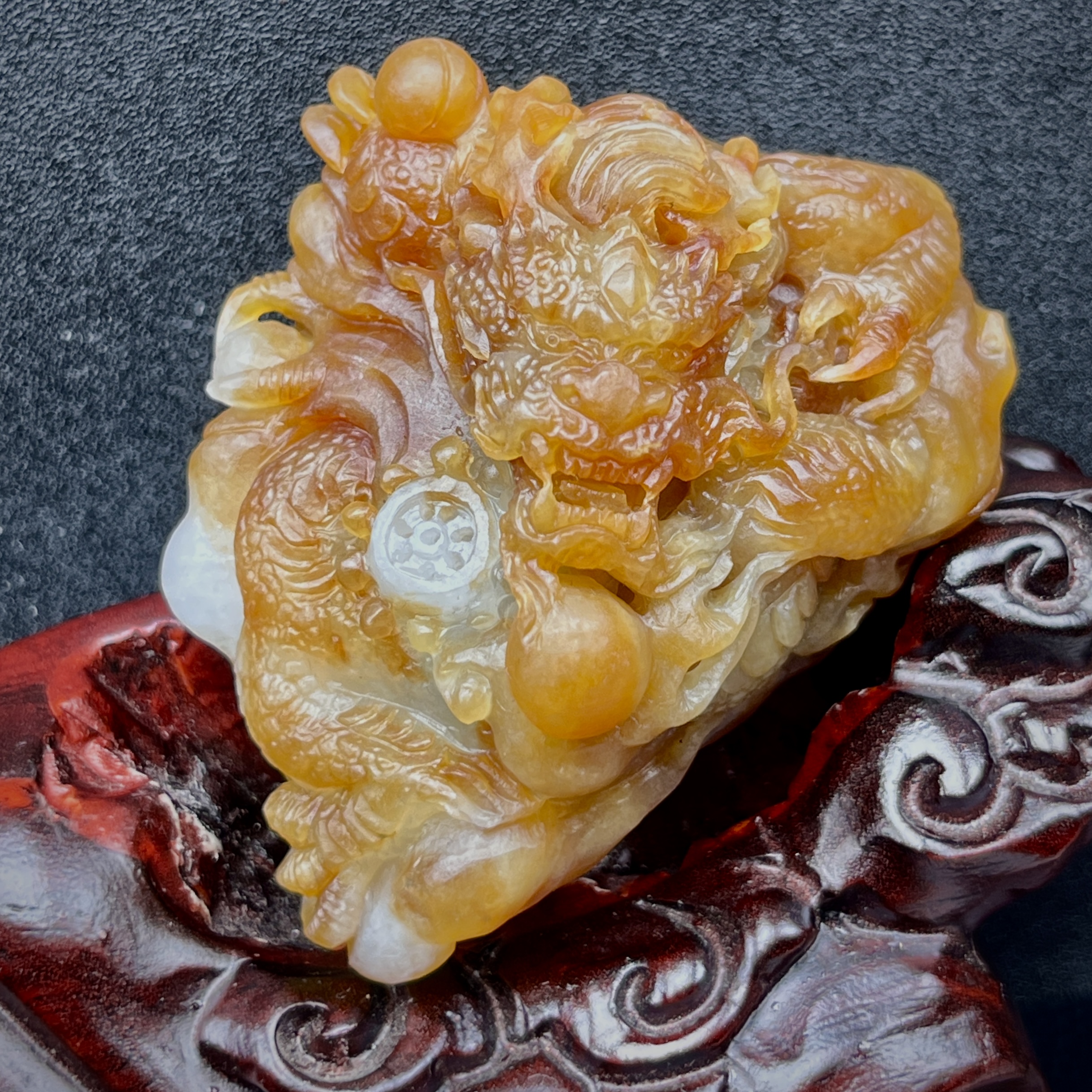 已结缘缅甸翡翠A货黄金龙