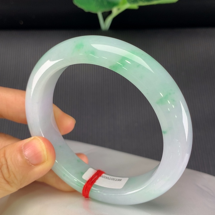 翡翠手镯未镶嵌正圈56