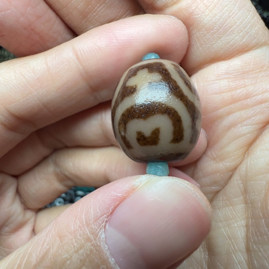 玛瑙/玉髓颈饰未镶嵌四*风