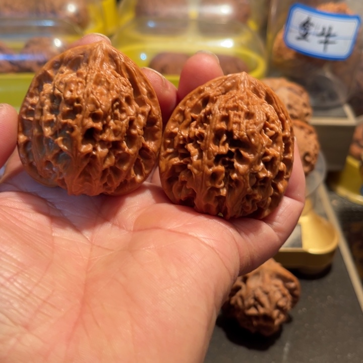文玩核桃把件野生龙尊44