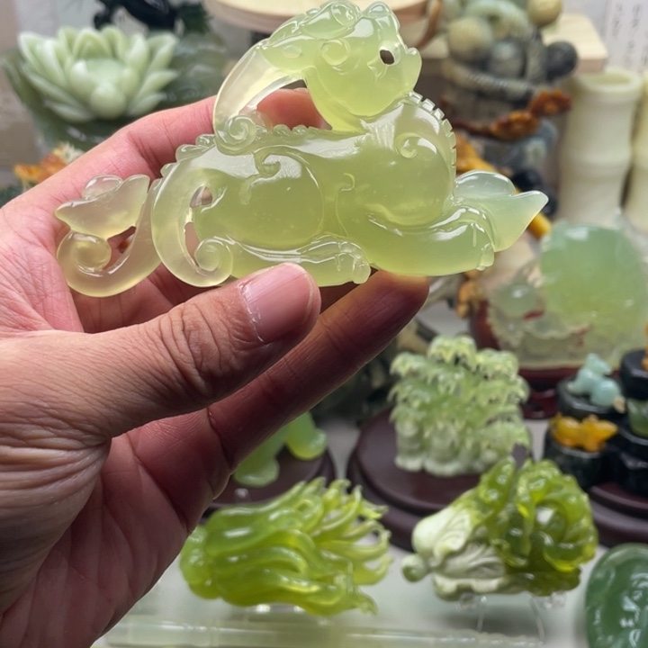 蛇纹石玉未镶嵌四大名玉手把