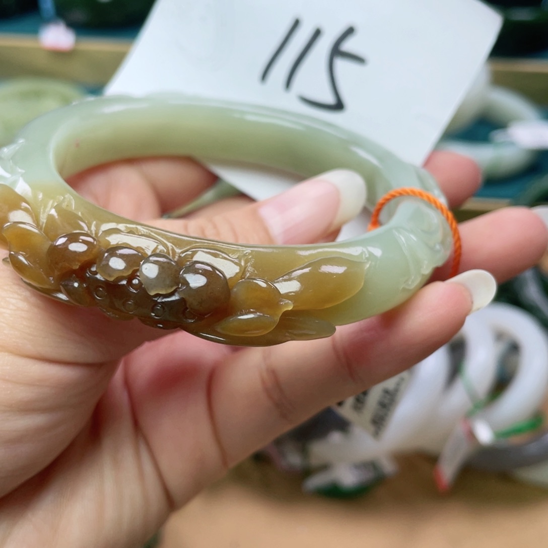 未镶嵌手镯和田玉圈口61