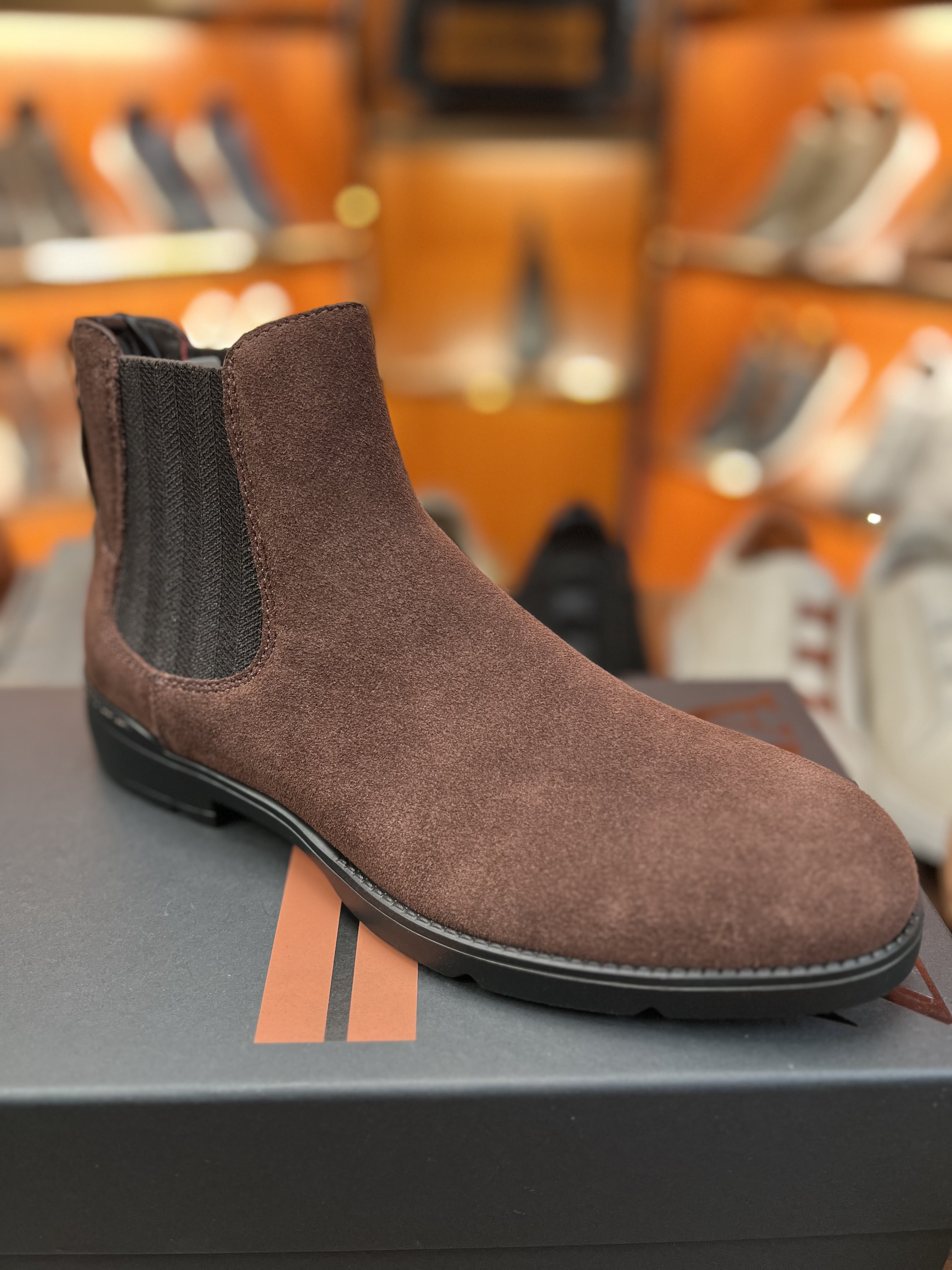 2025秋冬新款商务休闲短靴男款真皮软底时尚男士切尔西靴