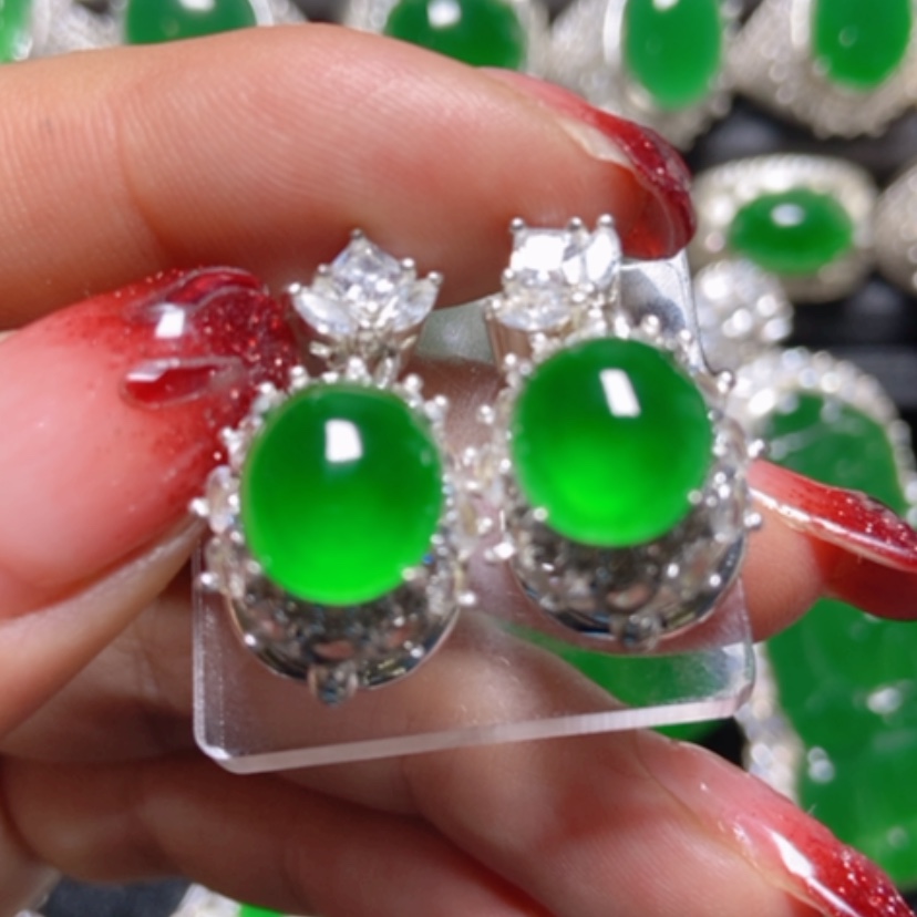 【闪购商品】翡翠颈饰未镶嵌翡翠