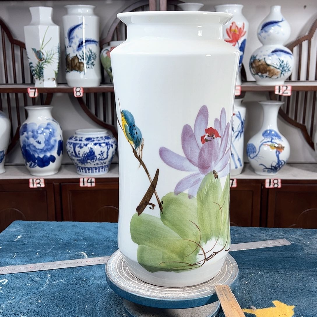 摆件景德镇陶瓷书荷鸟